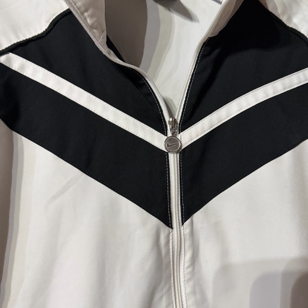 Nike Air Windbreaker Full Zip Jacket White Black Women’s Large - Picture 6 of 14